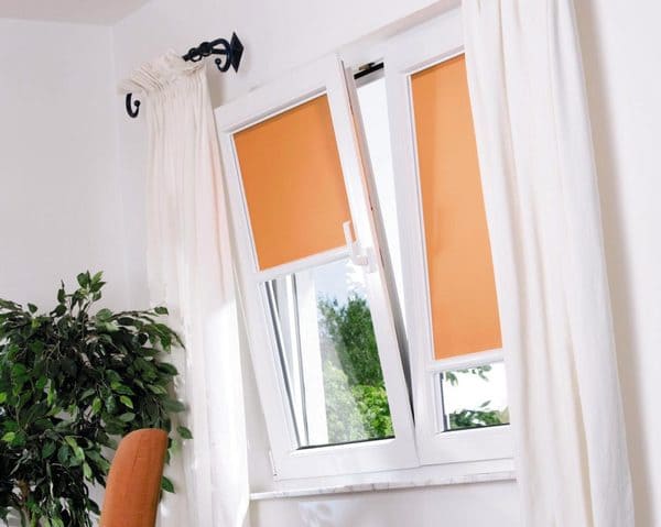 Рулонные шторы в квартиру